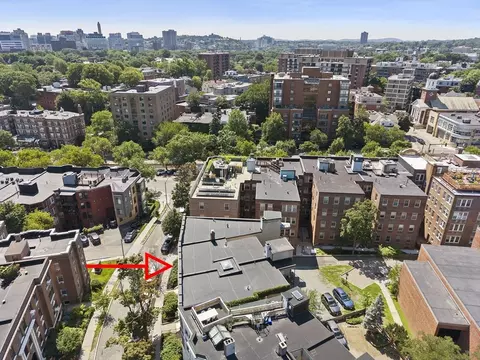View/Area - 12 James St #B, Brookline, MA 02446 photo 3 of 10