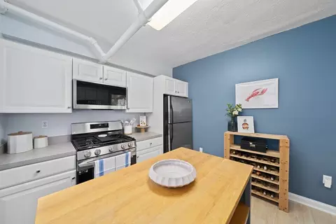 Kitchen - 12 James St #B, Brookline, MA 02446 photo 2 of 4