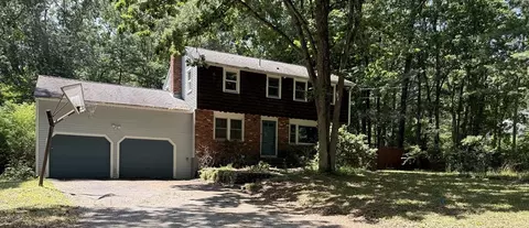 17 Pondview Rd, Sudbury, MA 01776