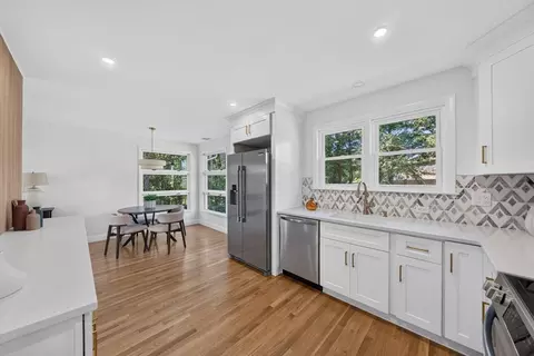 Kitchen - 8 Everett St, Wakefield, MA 01880 photo 2 of 3