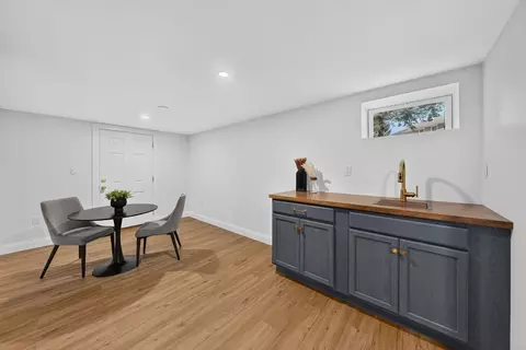 Other - 8 Everett St, Wakefield, MA 01880 photo 3 of 4