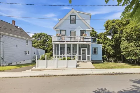 104 Granville Ave, Malden, MA 02148