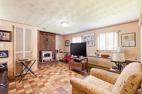 Other - 359 Howe St, Methuen, MA 01844 photo 3 of 8