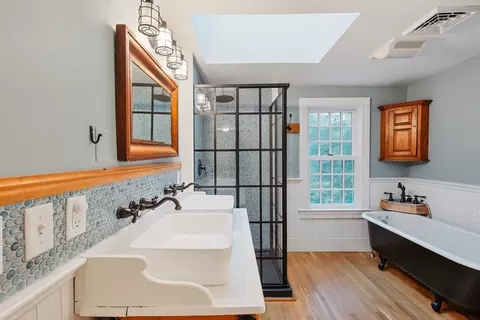 Bath - 1276 County Rd, Bourne, MA 02534 photo 1 of 3