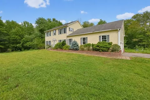 Exterior - 30 Pearl St, Upton, MA 01568 photo 2 of 3