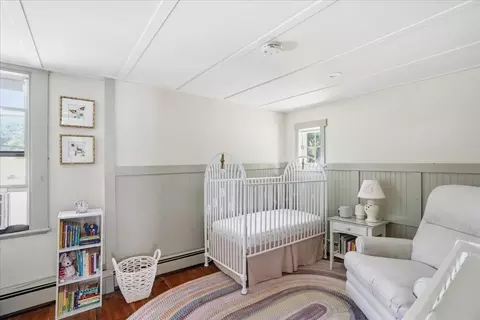 Bedroom - 424 Main St, Hingham, MA 02043 photo 2 of 3