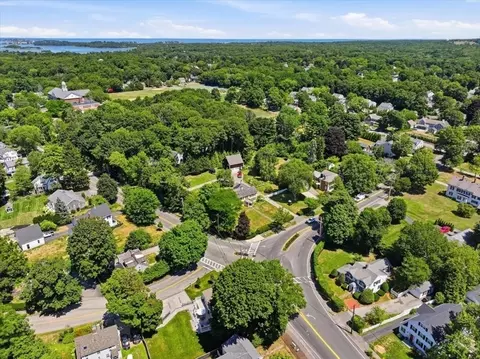 View/Area - 424 Main St, Hingham, MA 02043 photo 1 of 2