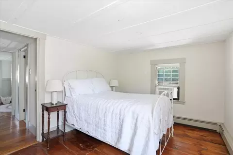 Bedroom - 424 Main St, Hingham, MA 02043 photo 3 of 3