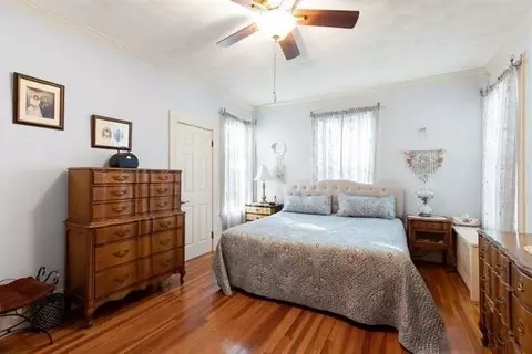 Bedroom - 52 Eastern Ave, Lynn, MA 01902 photo 2 of 5