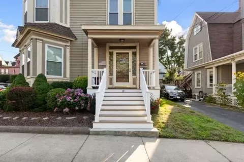 Exterior - 52 Eastern Ave, Lynn, MA 01902 photo 3 of 8