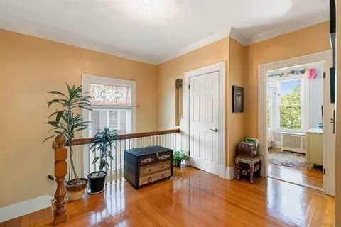 Entry Way - 52 Eastern Ave, Lynn, MA 01902 photo 2 of 6