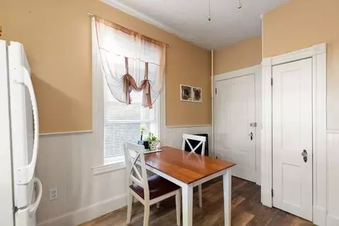Entry Way - 52 Eastern Ave, Lynn, MA 01902 photo 3 of 6