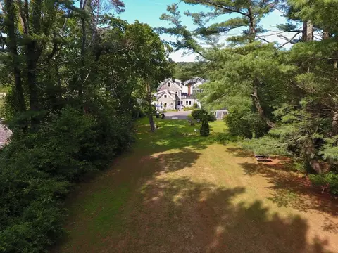 Exterior - 896 Sandwich Rd, Bourne, MA 02561 photo 6 of 14