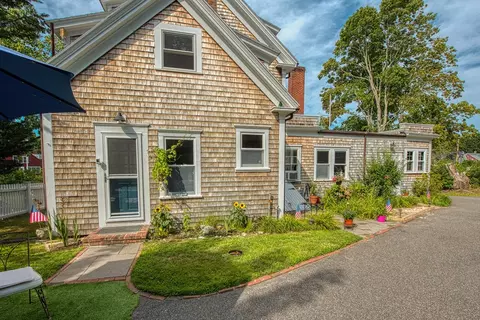 Exterior - 896 Sandwich Rd, Bourne, MA 02561 photo 10 of 14