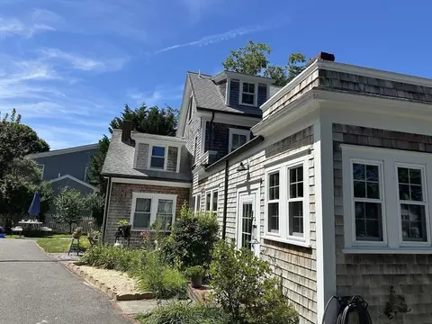 Exterior - 896 Sandwich Rd, Bourne, MA 02561 photo 2 of 4