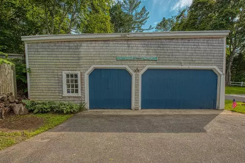 Exterior - 896 Sandwich Rd, Bourne, MA 02561 photo 8 of 14
