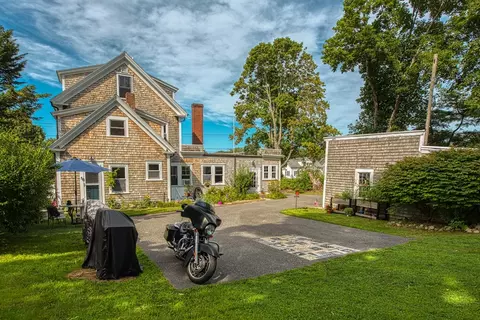 Exterior - 896 Sandwich Rd, Bourne, MA 02561 photo 13 of 14