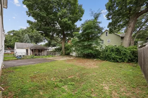 98-100 Draper St, Springfield, MA 01108 photo 22