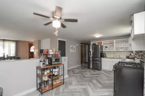 Kitchen - 41 Rosedale Ave, Springfield, MA 01128 photo 1 of 4