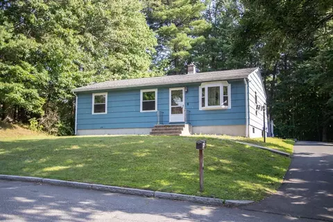 Exterior - 41 Rosedale Ave, Springfield, MA 01128 photo 14 of 18