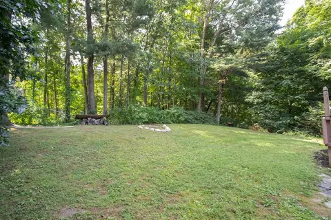 Exterior - 41 Rosedale Ave, Springfield, MA 01128 photo 7 of 18