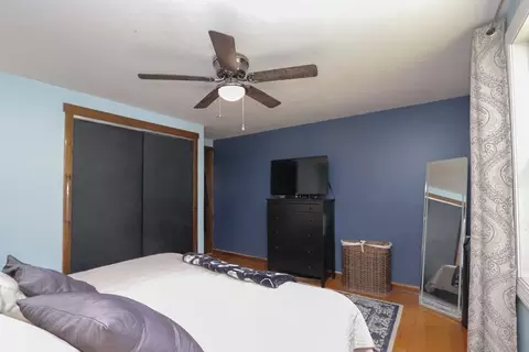 Bedroom - 41 Rosedale Ave, Springfield, MA 01128 photo 3 of 6