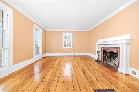 Living - 59 Cottage St, Hingham, MA 02043 photo 1 of 2