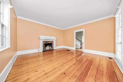 Living - 59 Cottage St, Hingham, MA 02043 photo 2 of 2