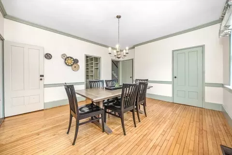 Dining - 59 Cottage St, Hingham, MA 02043 photo 2 of 3