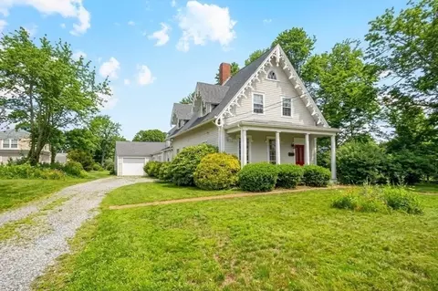 Exterior - 59 Cottage St, Hingham, MA 02043 photo 6 of 6