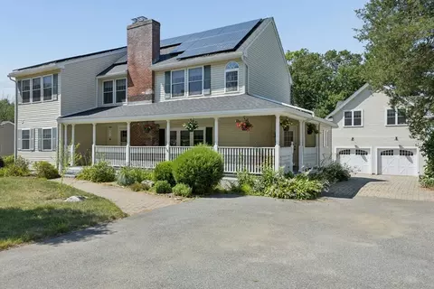 18 Proctor Rd, Chelmsford, MA 01824