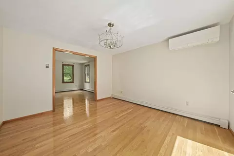 Living - 5 Windemere Dr, Mansfield, MA 02048 photo 4 of 7