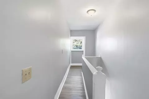 Entry Way - 2 Ely St, Worcester, MA 01610 photo 6 of 6