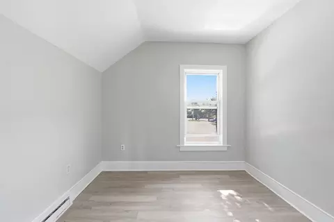 Bedroom - 2 Ely St, Worcester, MA 01610 photo 3 of 4