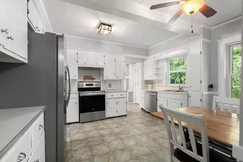 15 Morningside Dr, Walpole, MA 02081 photo 11