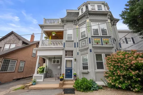 Exterior - 9 Gray Cir #2, Lynn, MA 01902 photo 2 of 12