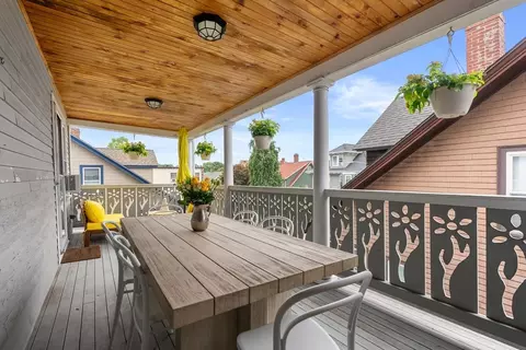 Exterior - 9 Gray Cir #2, Lynn, MA 01902 photo 7 of 12