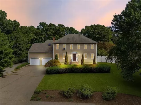 Exterior - 9 Fort Apache Dr, Franklin, MA 02038 photo 5 of 5