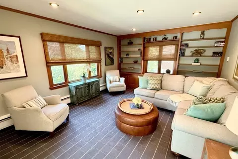 33 Glendale Rd, Marblehead, MA 01945 photo 7