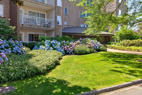 1 Belmont Rd #315, Harwich, MA 02671