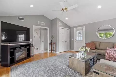 Other - 5 Aspen Rd, Springfield, MA 01128 photo 2 of 8