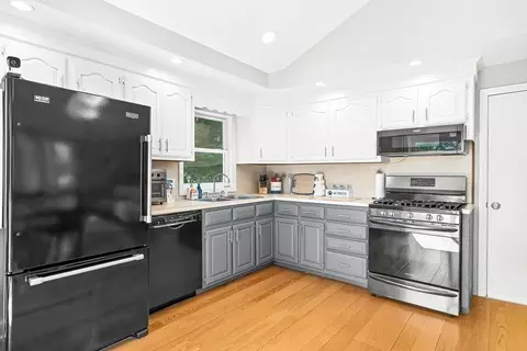 Kitchen - 8 Haskell Rd, Pepperell, MA 01463 photo 2 of 2