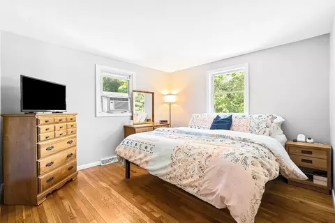 Bedroom - 8 Haskell Rd, Pepperell, MA 01463 photo 1 of 3