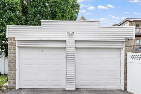 Exterior - 38 Floyd St, Everett, CA 92149 photo 11 of 12