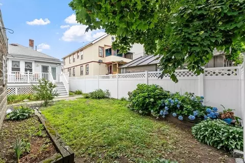 Exterior - 38 Floyd St, Everett, CA 92149 photo 9 of 12