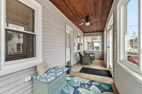 Exterior - 38 Floyd St, Everett, CA 92149 photo 2 of 12