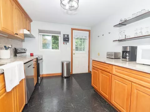 Kitchen - 702 Main St #E, Millis, MA 02054 photo 6 of 7