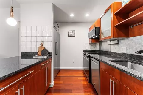 17 Otis St #105, Cambridge, MA 02141