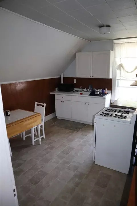 Kitchen - 7 W Dane St # -R, Beverly, MA 01915 photo 4 of 6