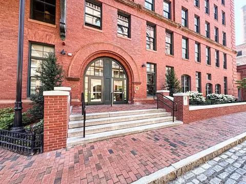 1245 Adams St #508, Boston, MA 02124